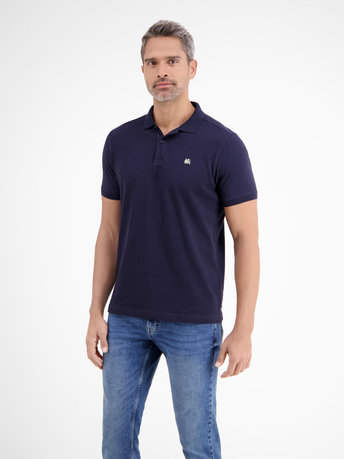 Basic Herren Poloshirt in klassischer Passform und Piquéqualität - LERROS