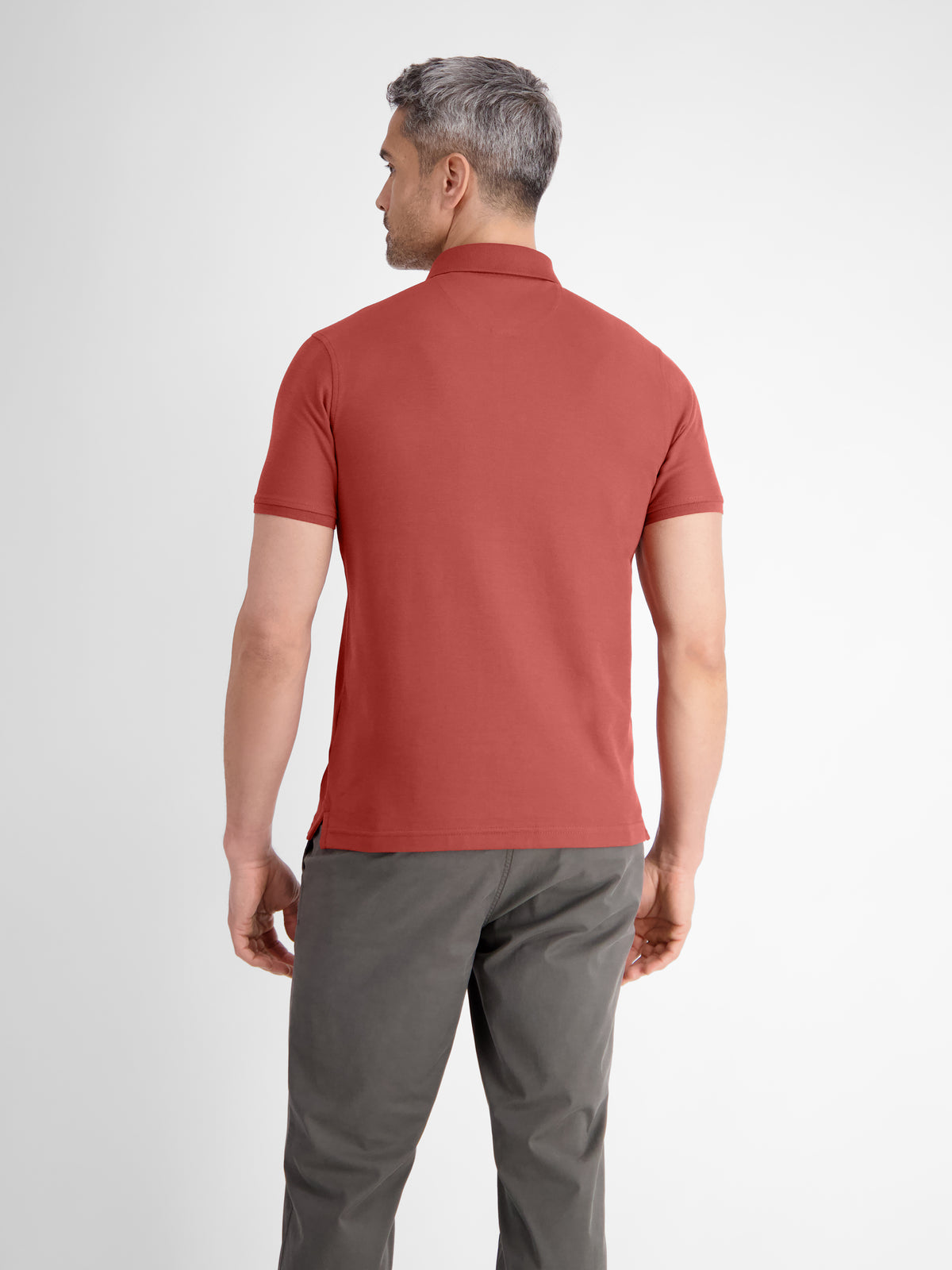Klassisches Poloshirt für Herren in *Cool & Dry* Piquéqualität - Polo Shirt Kurzarm