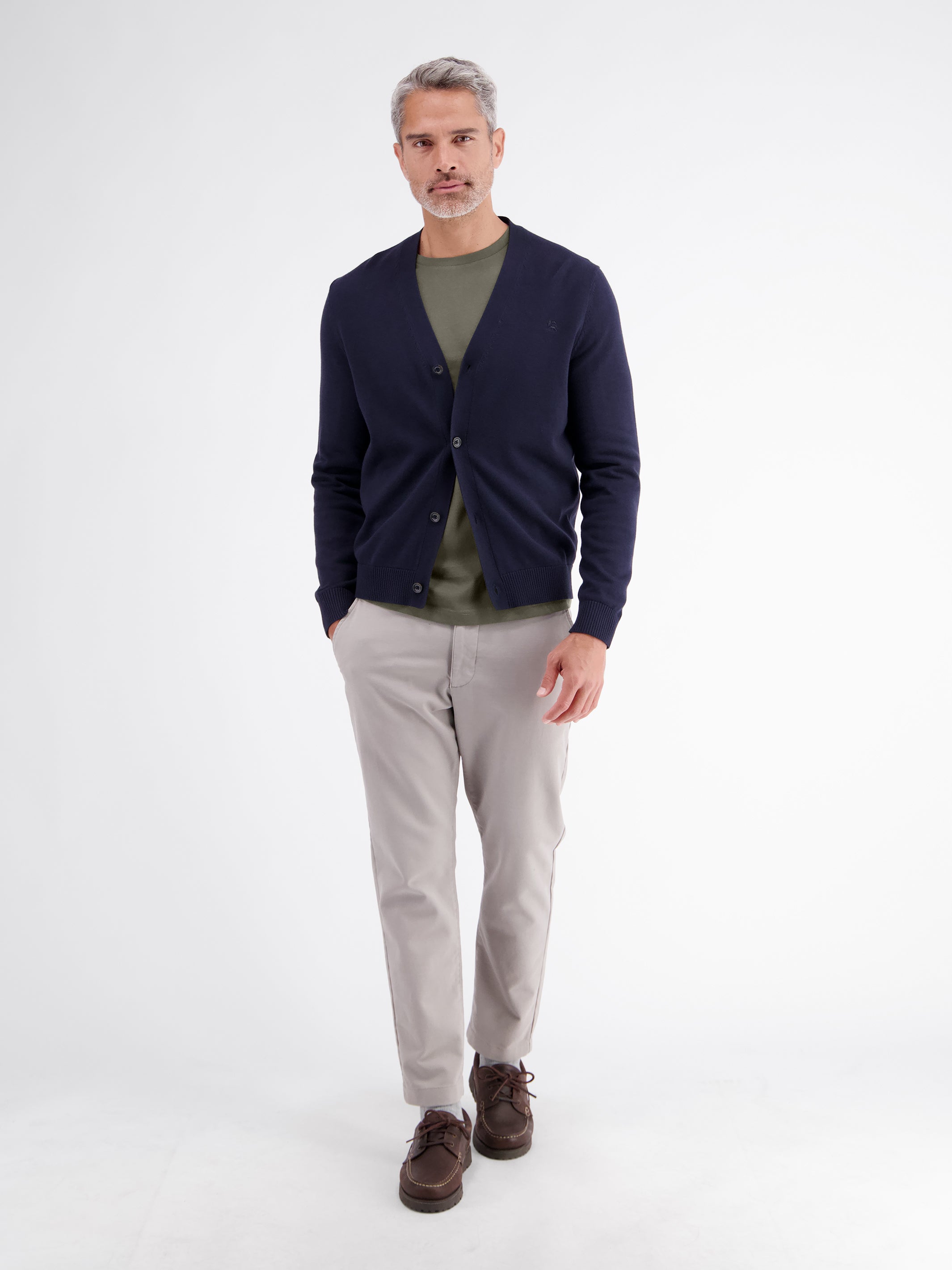 Lightweight cotton long-sleeve shirt with comfortable crew neck