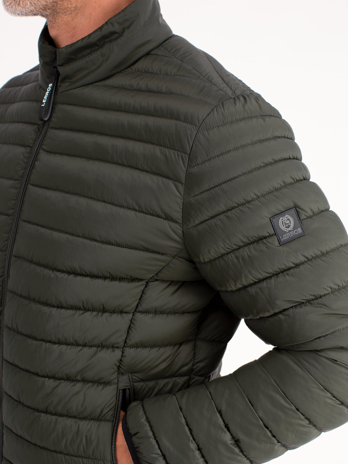 Leichter Blouson in Steppoptik aus robustem Nylon