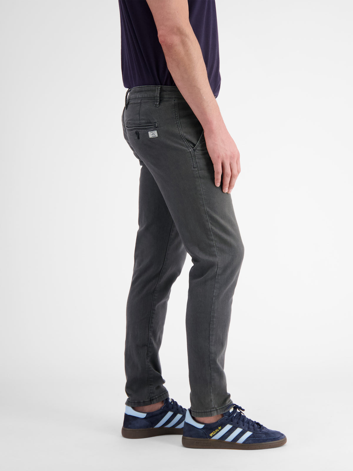 Chino in softer Hyperflex-Stretchqualität - LERROS