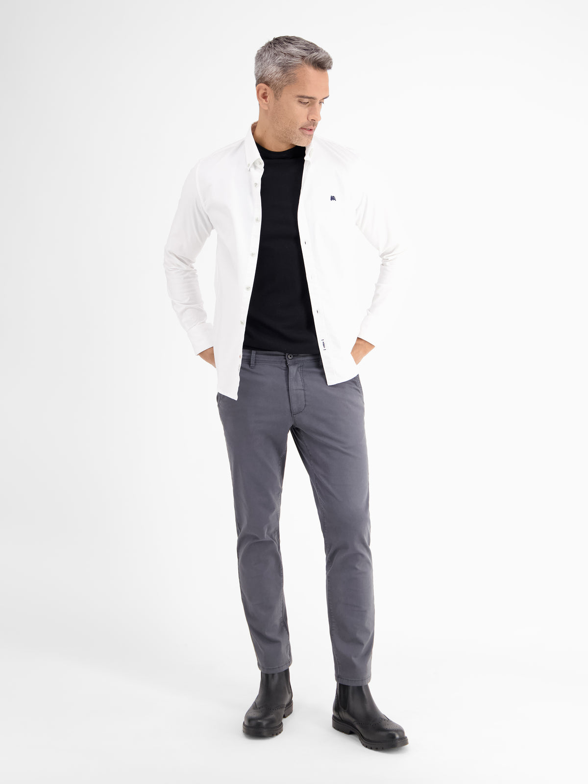 Basic Chino in Strukturqualität, SLIM FIT - LERROS