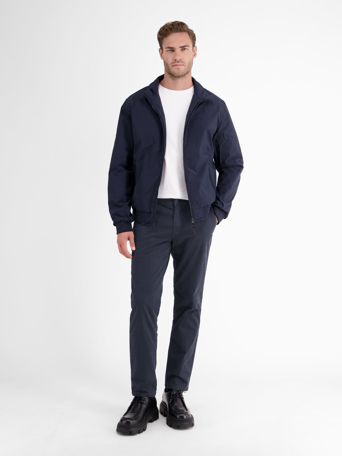 Basic Chino in Strukturqualität, SLIM FIT - LERROS