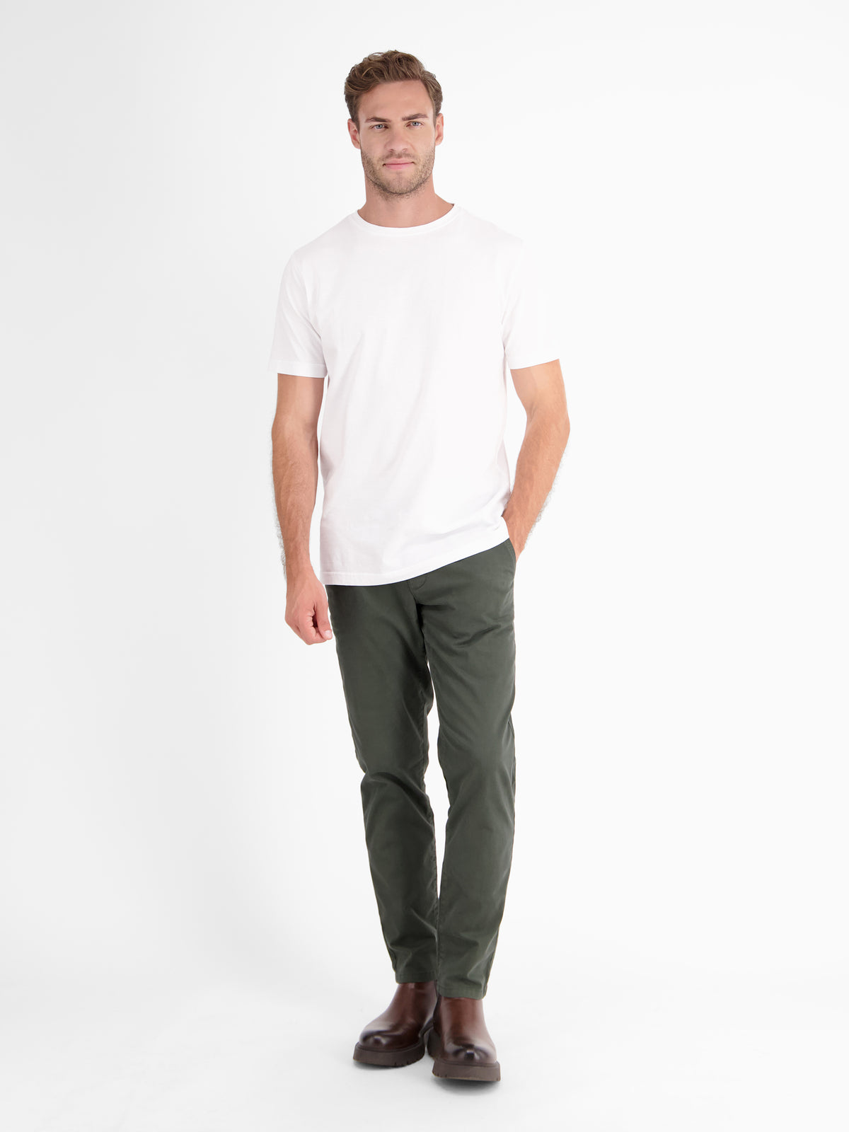 Basic Chino in Strukturqualität, SLIM FIT - LERROS