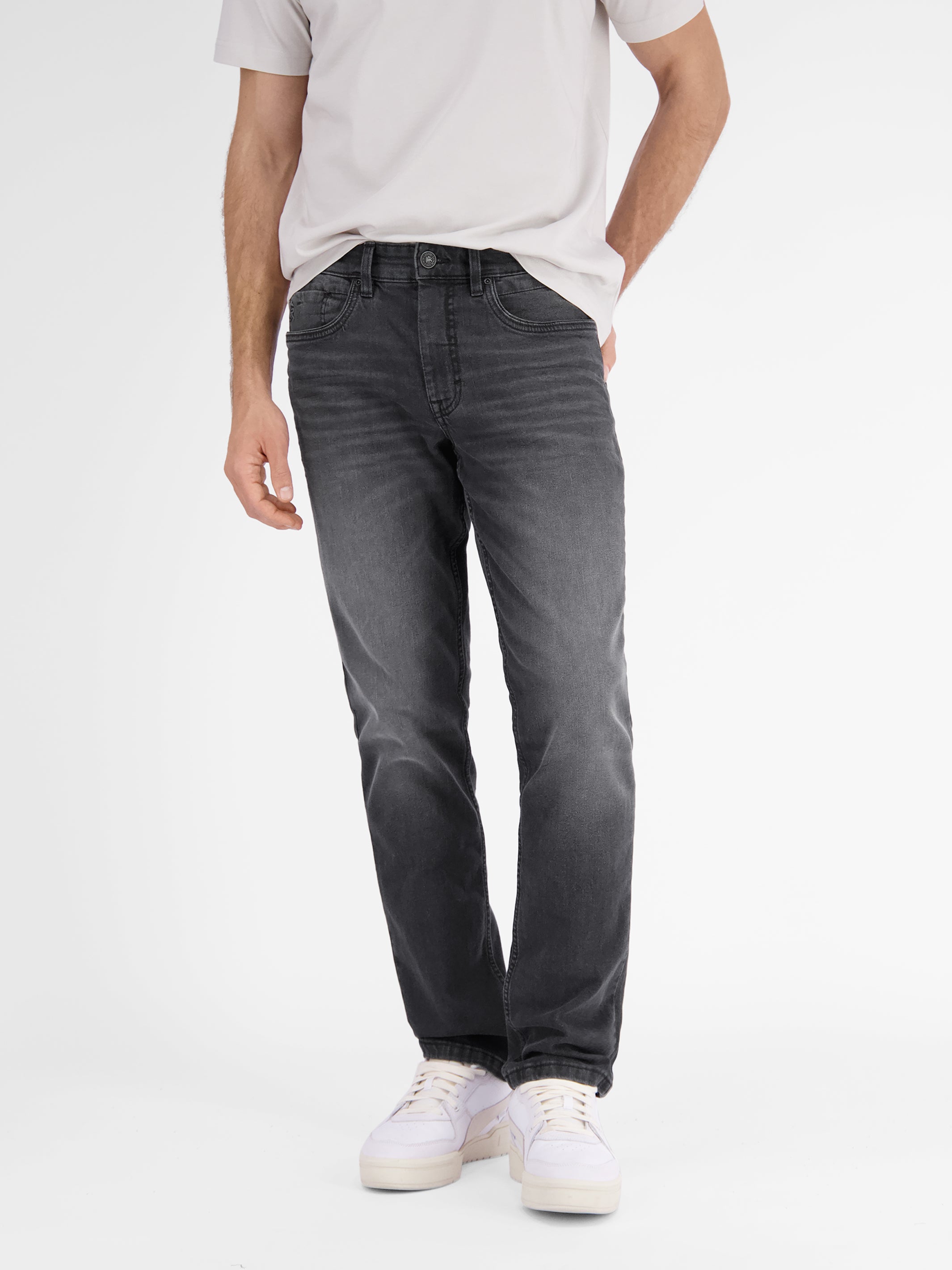 5-Pocket Stretch-Denim BAXTER in RELAXED FIT - LERROS