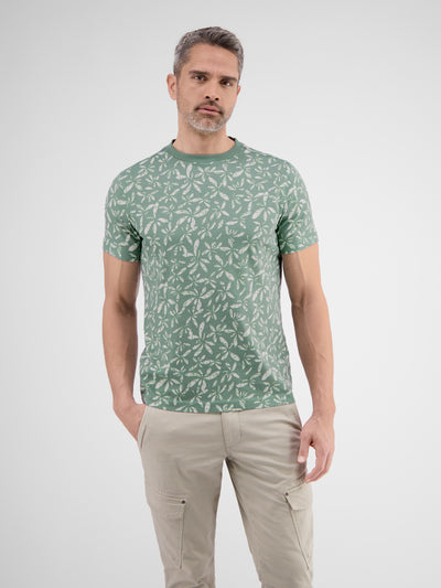 T-shirt for men with a floral all-over print