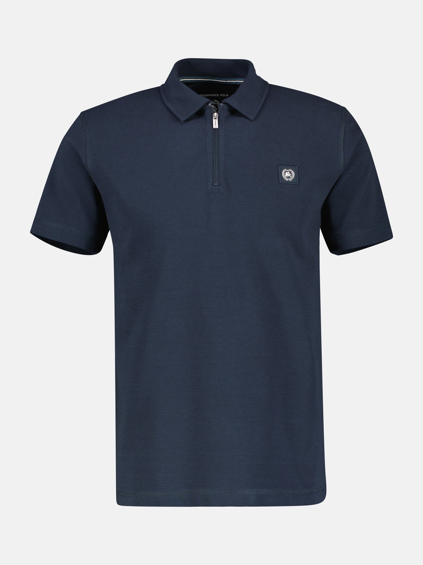 Polo shirt in Cool &amp; Dry quality, with zip collar