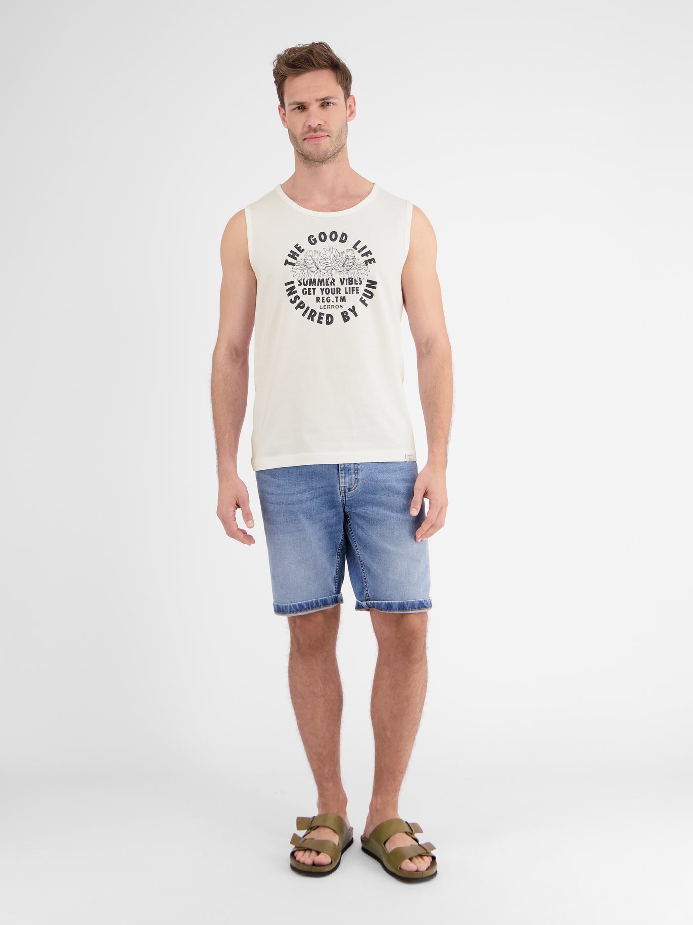 Tank top for men, with chest print