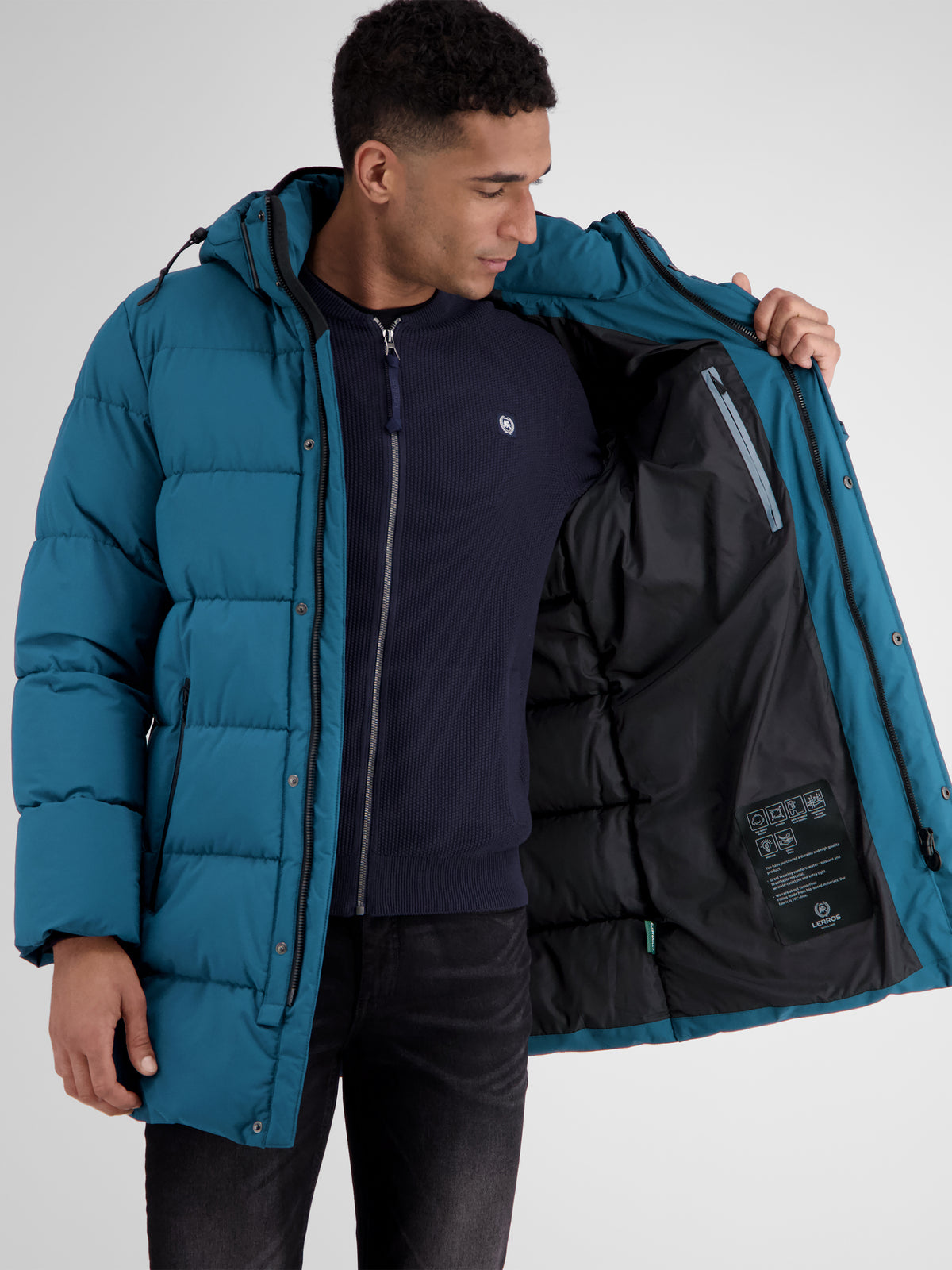 Warm gefütterte Steppjacke mit abnehmbarer Kapuze - LERROS