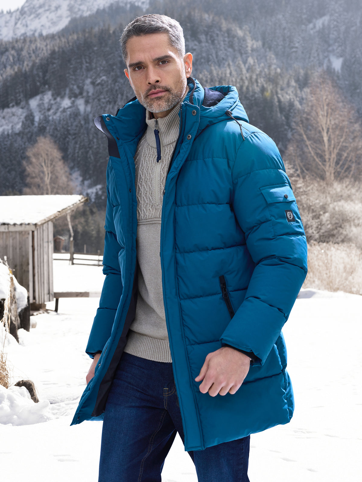 Warm gefütterte Steppjacke mit abnehmbarer Kapuze - LERROS