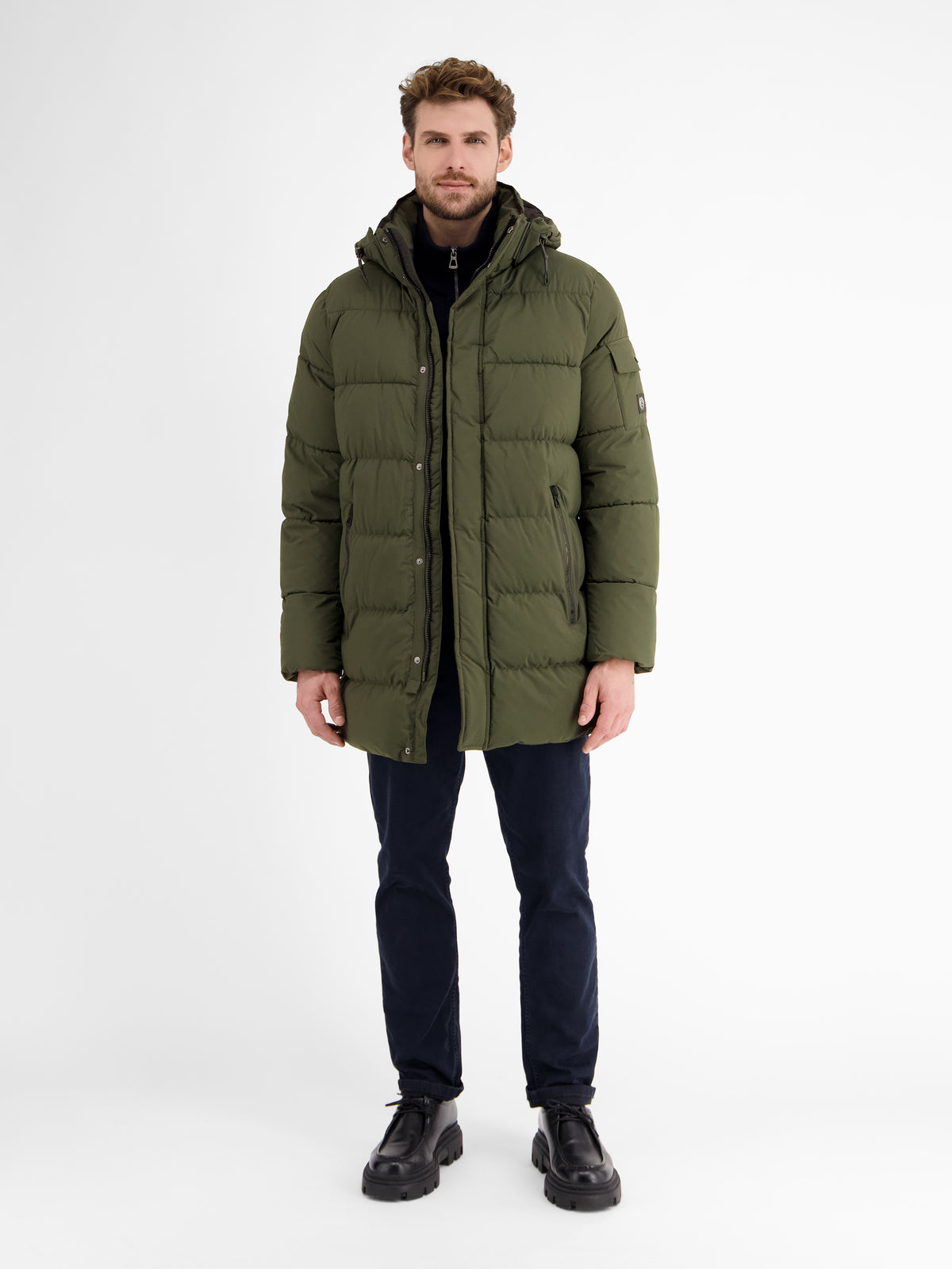 Warm gefütterte Steppjacke mit abnehmbarer Kapuze - LERROS