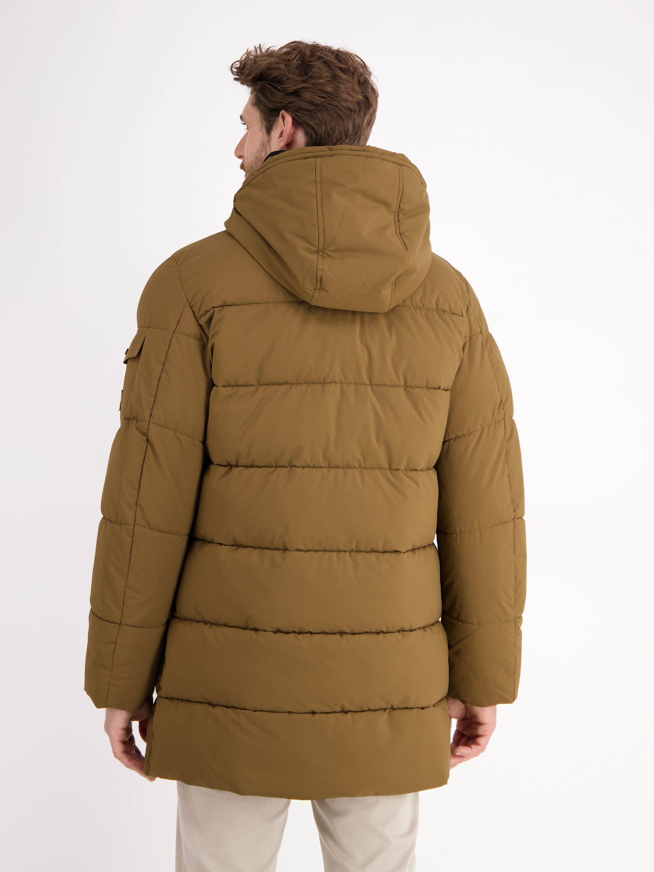 Warm gefütterte Steppjacke mit abnehmbarer Kapuze - LERROS