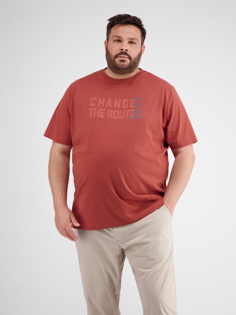 Unifarbenes T-Shirt mit Brustprint für Herren in Großen Größen - LERROS