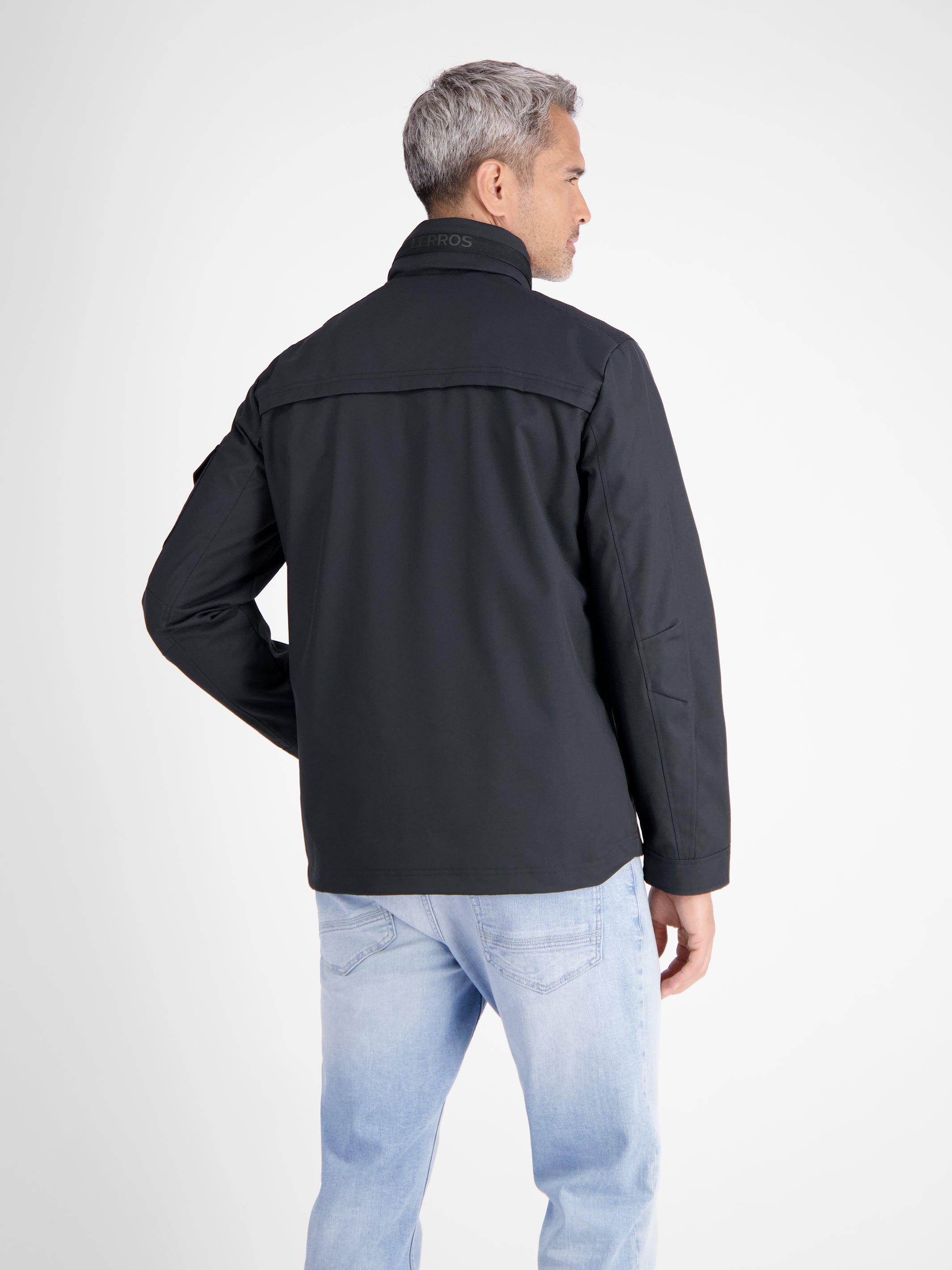 Outdoor-Funktionsjacke in Tech-Shellfabric, atmungsaktiv, wasser- und windabweisend - LERROS