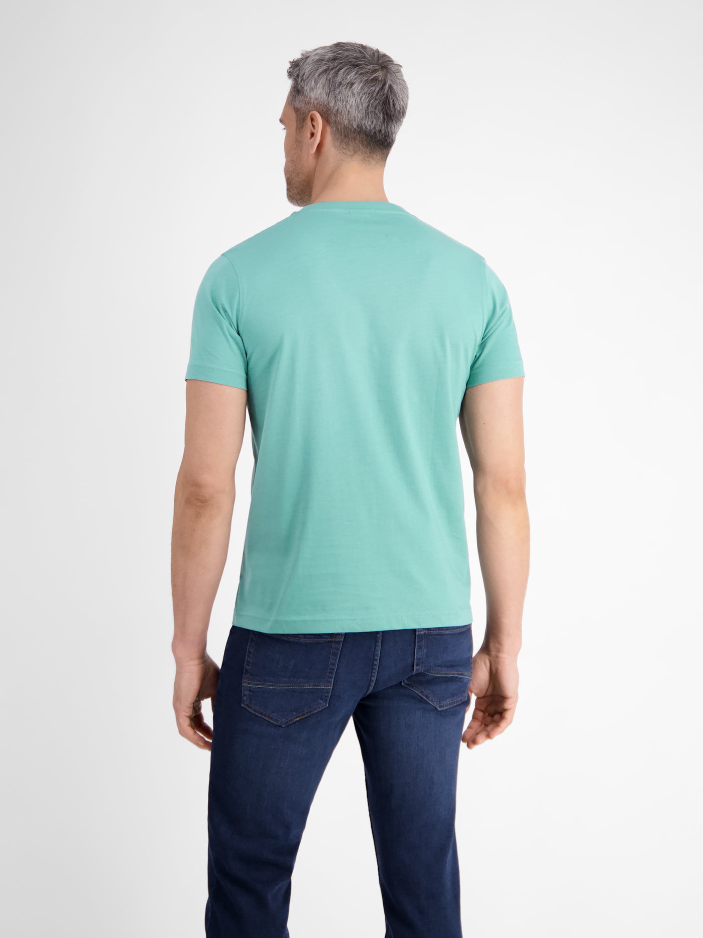 Basic T-Shirt mit Logostitck, unifarben - LERROS