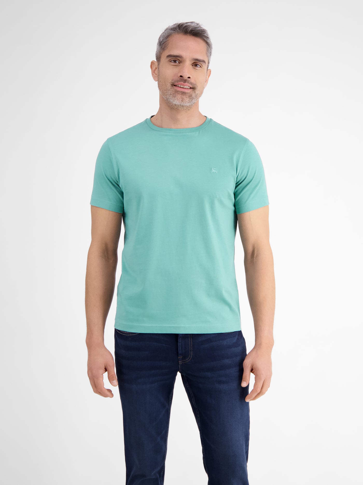 Basic T-Shirt mit Logostitck, unifarben - LERROS