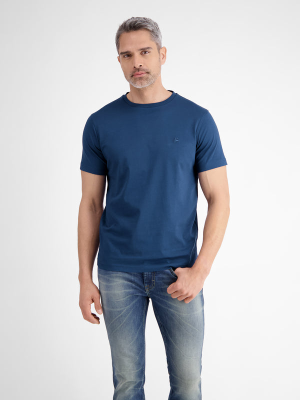 Basic T-Shirt mit Logostitck, unifarben - LERROS