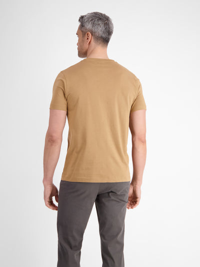 Basic T-Shirt mit Logostitck, unifarben - LERROS