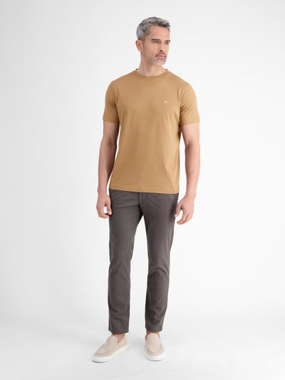 Basic T-Shirt mit Logostitck, unifarben - LERROS