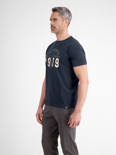 Unifarbenes T-Shirt mit Print - LERROS