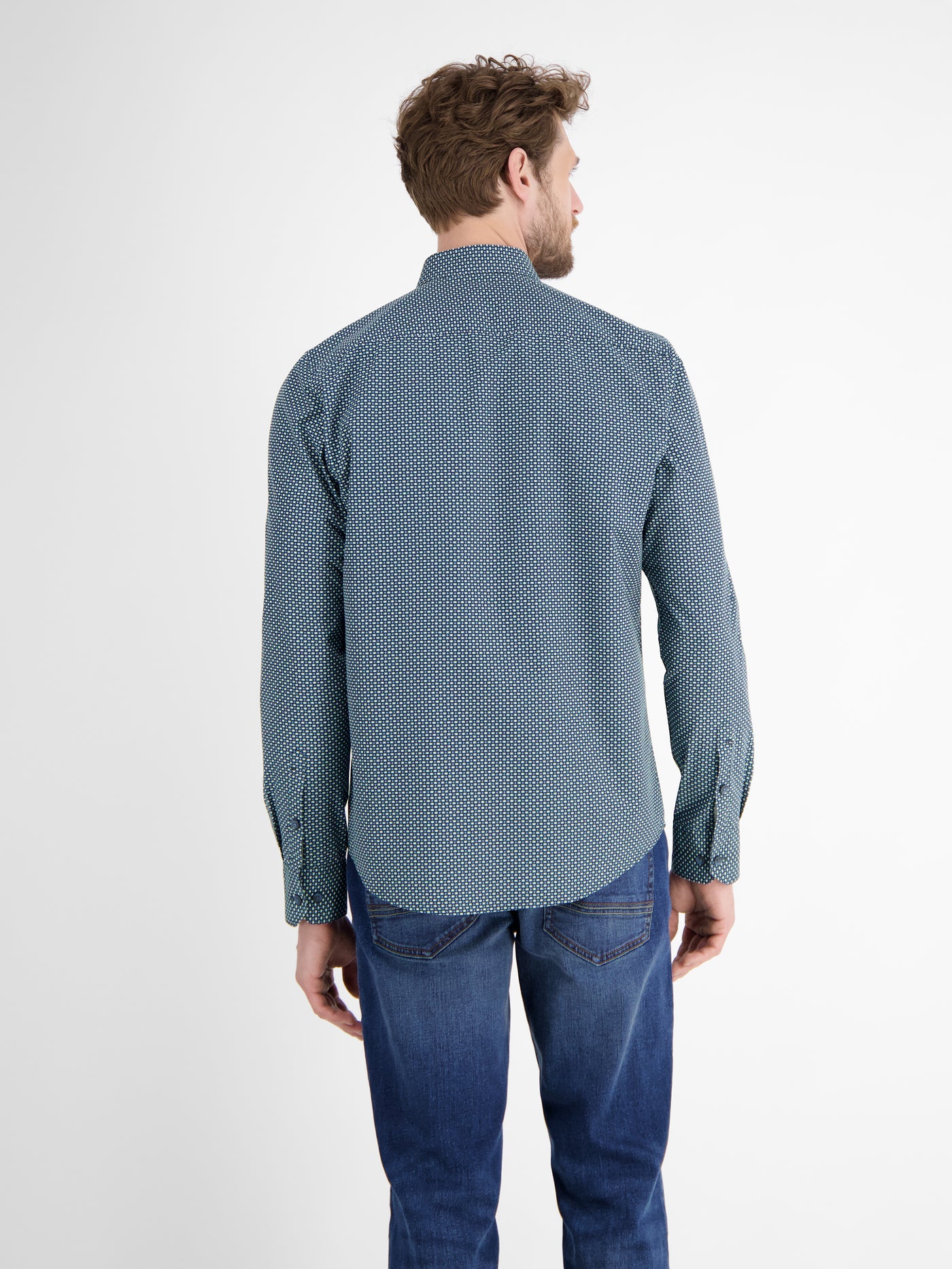 Herrenhemd mit Haifischkragen, dezent gemustert - LERROS