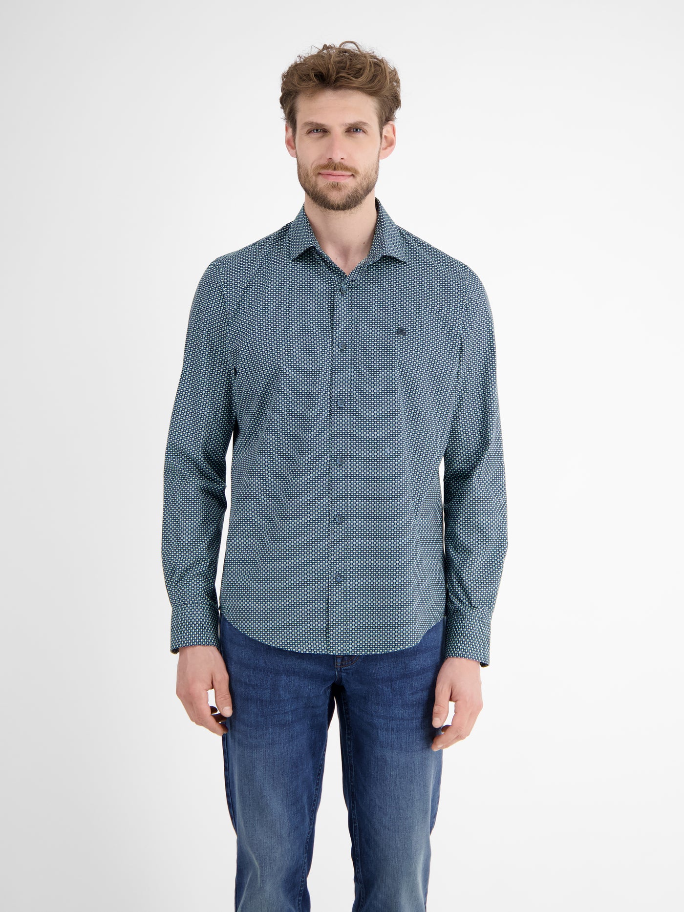 Herrenhemd mit Haifischkragen, dezent gemustert - LERROS