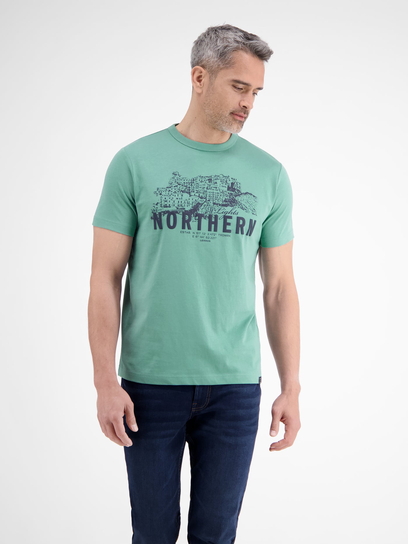 Unifarbenes T-Shirt mit Brustprint - LERROS