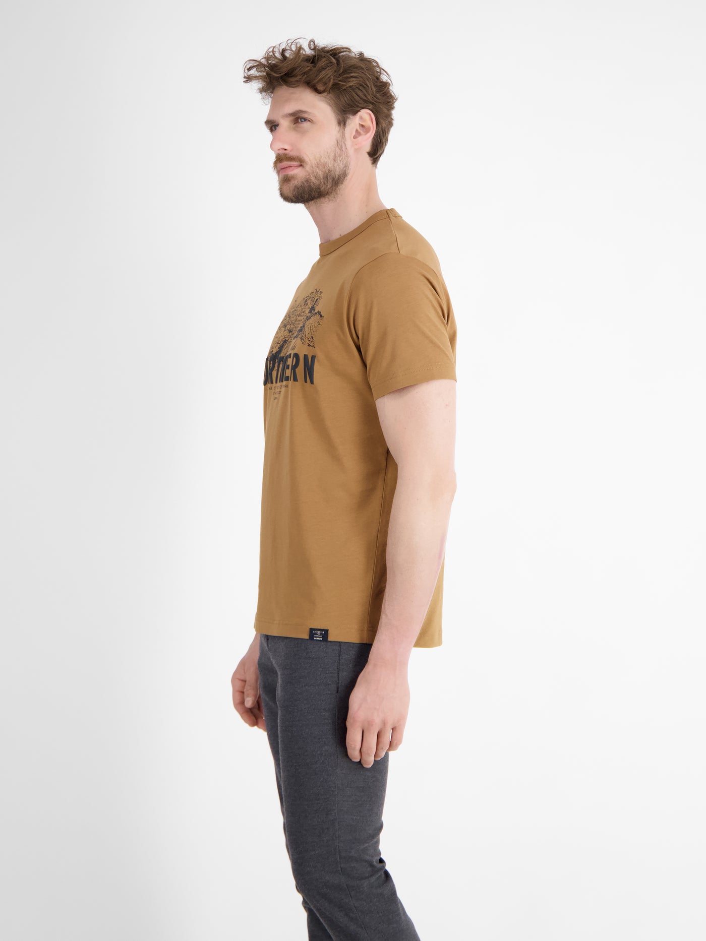 Unifarbenes T-Shirt mit Brustprint - LERROS