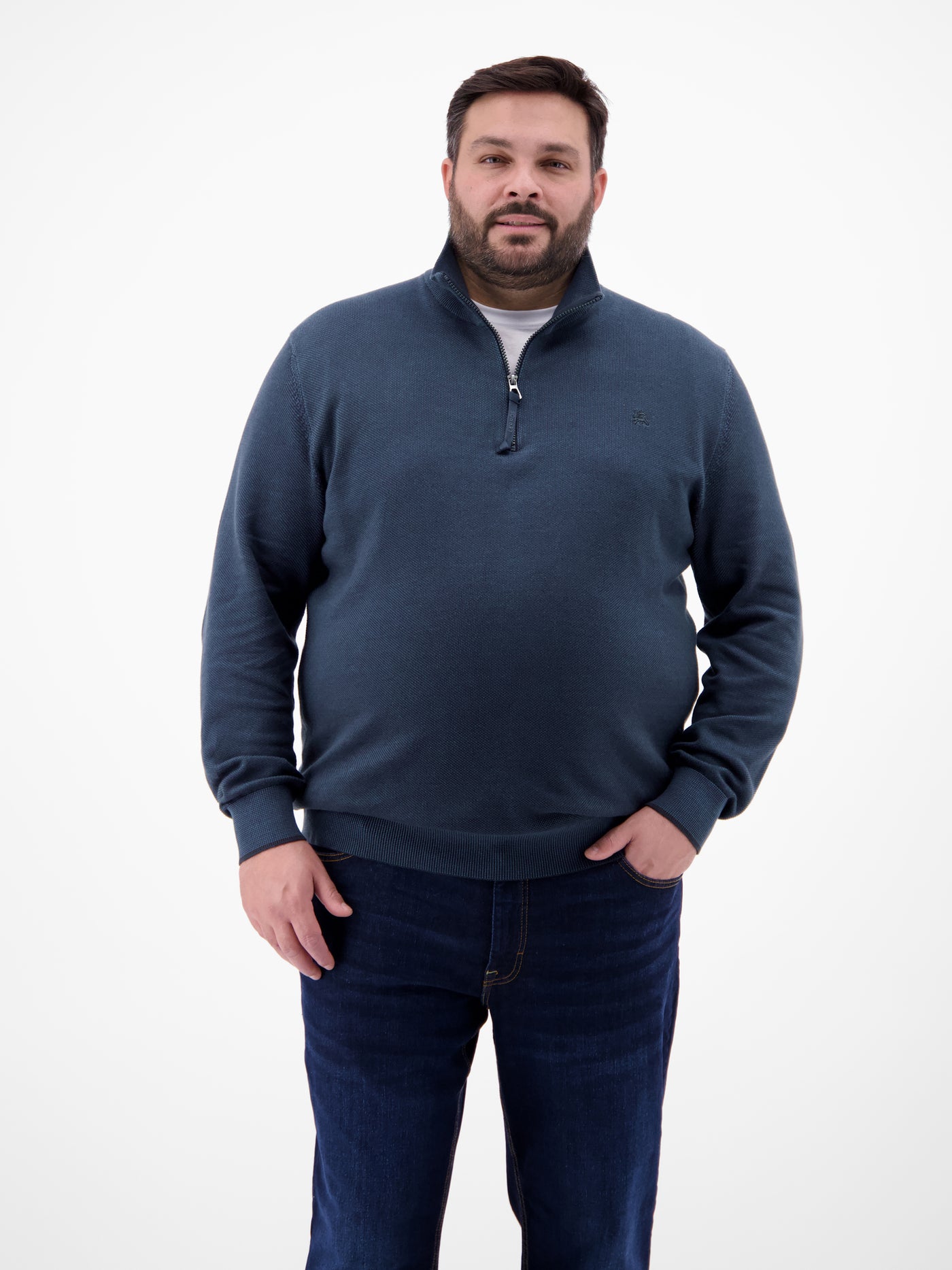 Herren Stricktroyer in lebendiger Optik