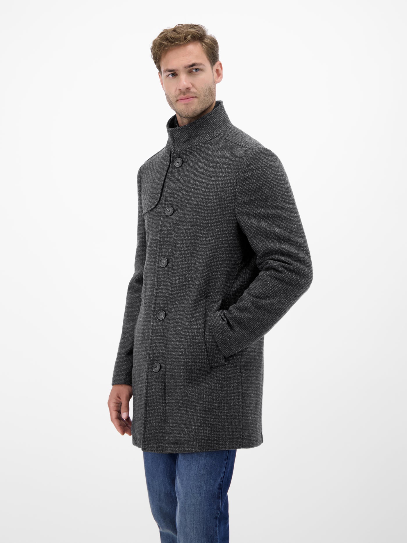 Sportiver Herrenmantel in KURZGRÖSSEN - LERROS