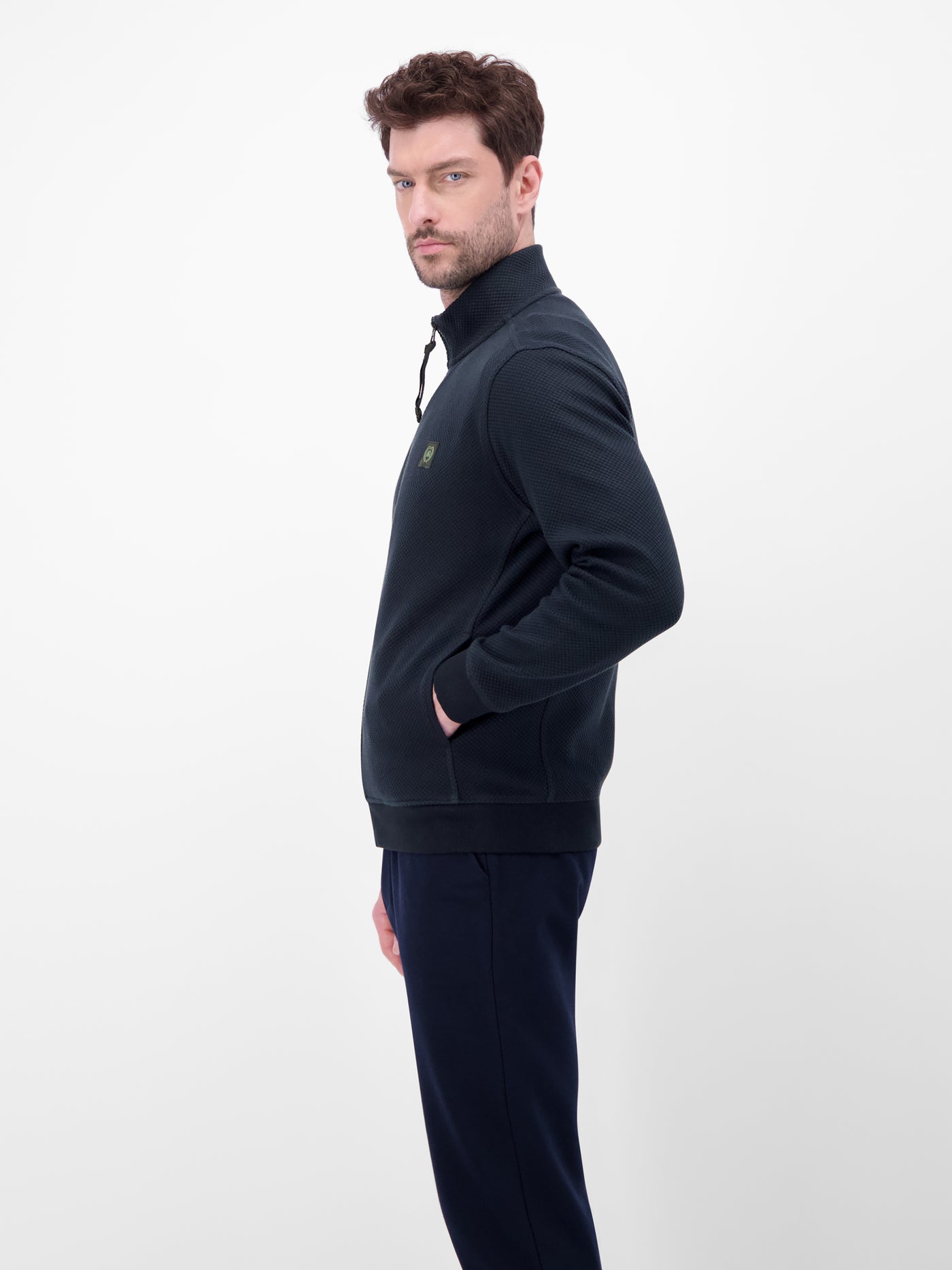 Sweatjacke aus flexiblem Baumwollmischgewebe - LERROS