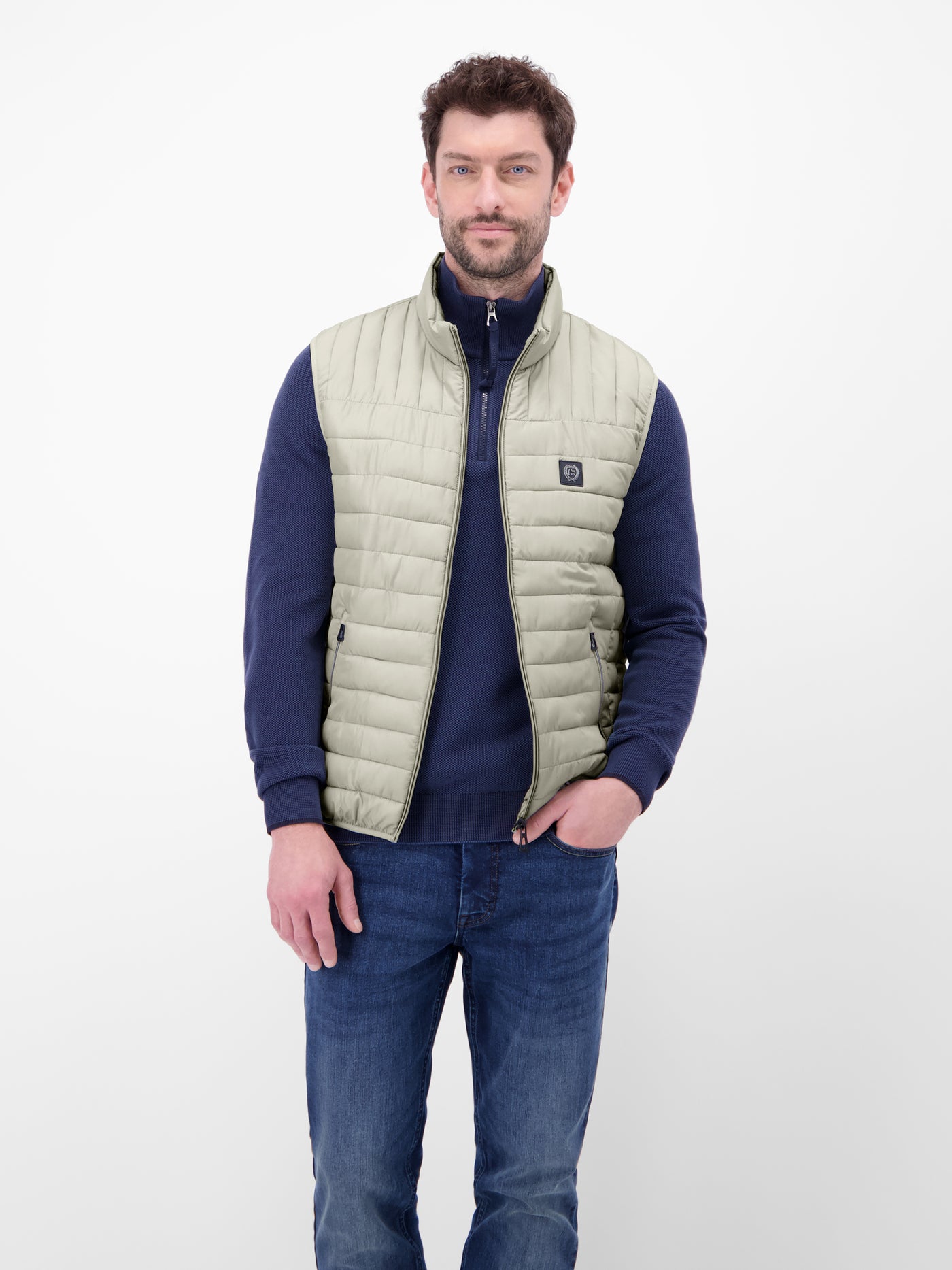 Men's quilted vest, lightly lined