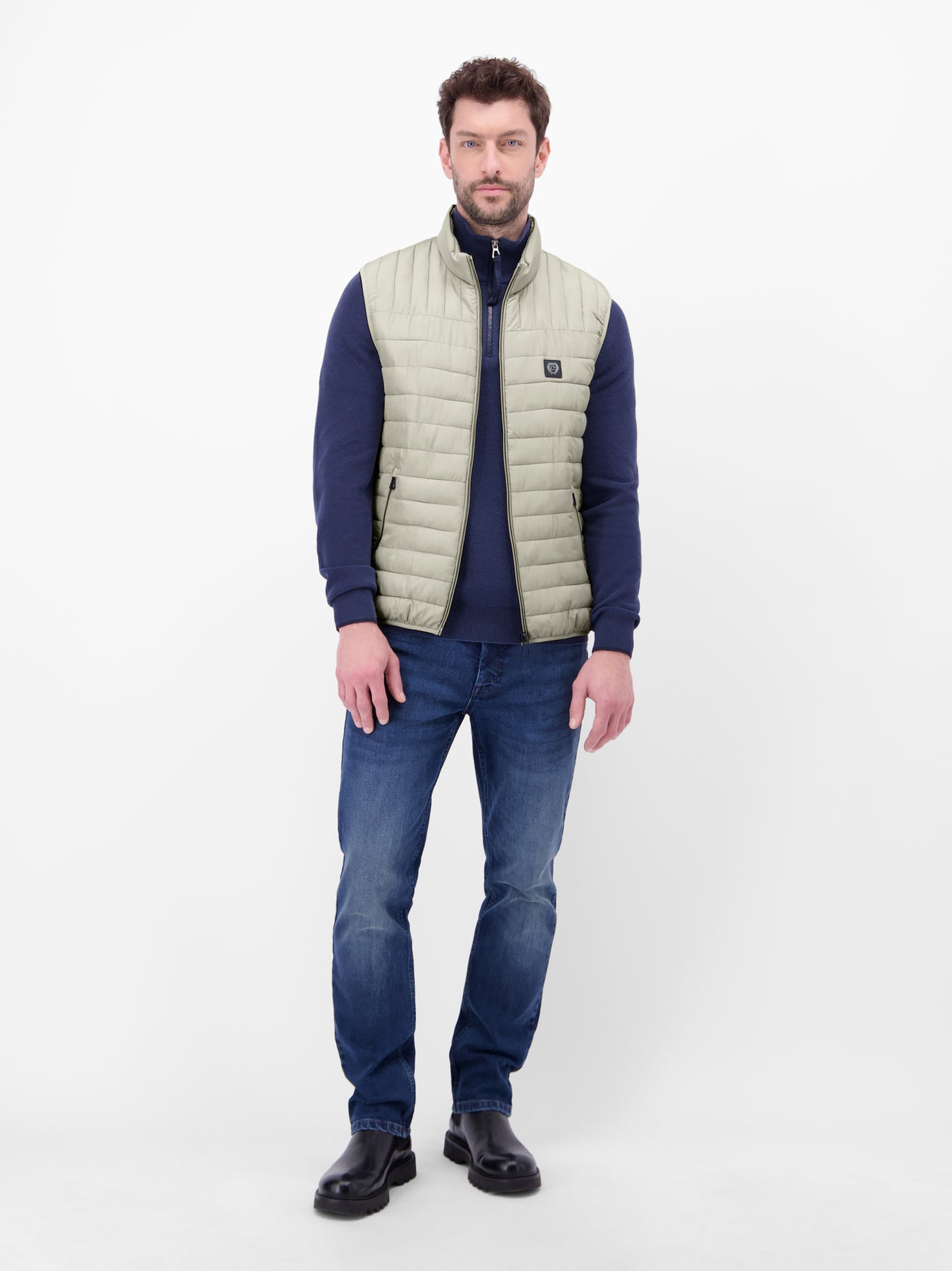 Men's quilted vest, lightly lined