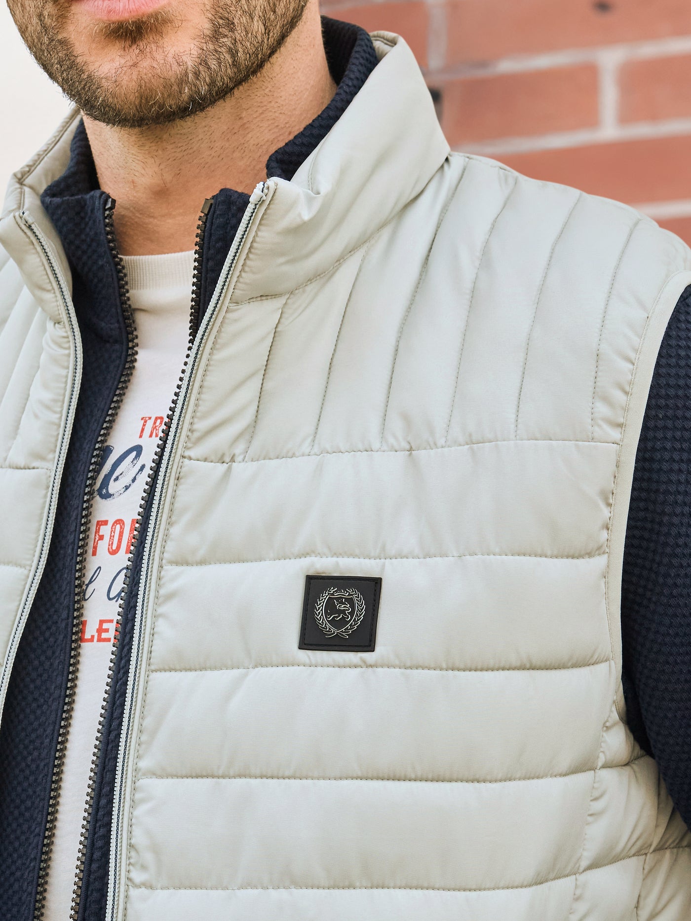 Men's quilted vest, lightly lined