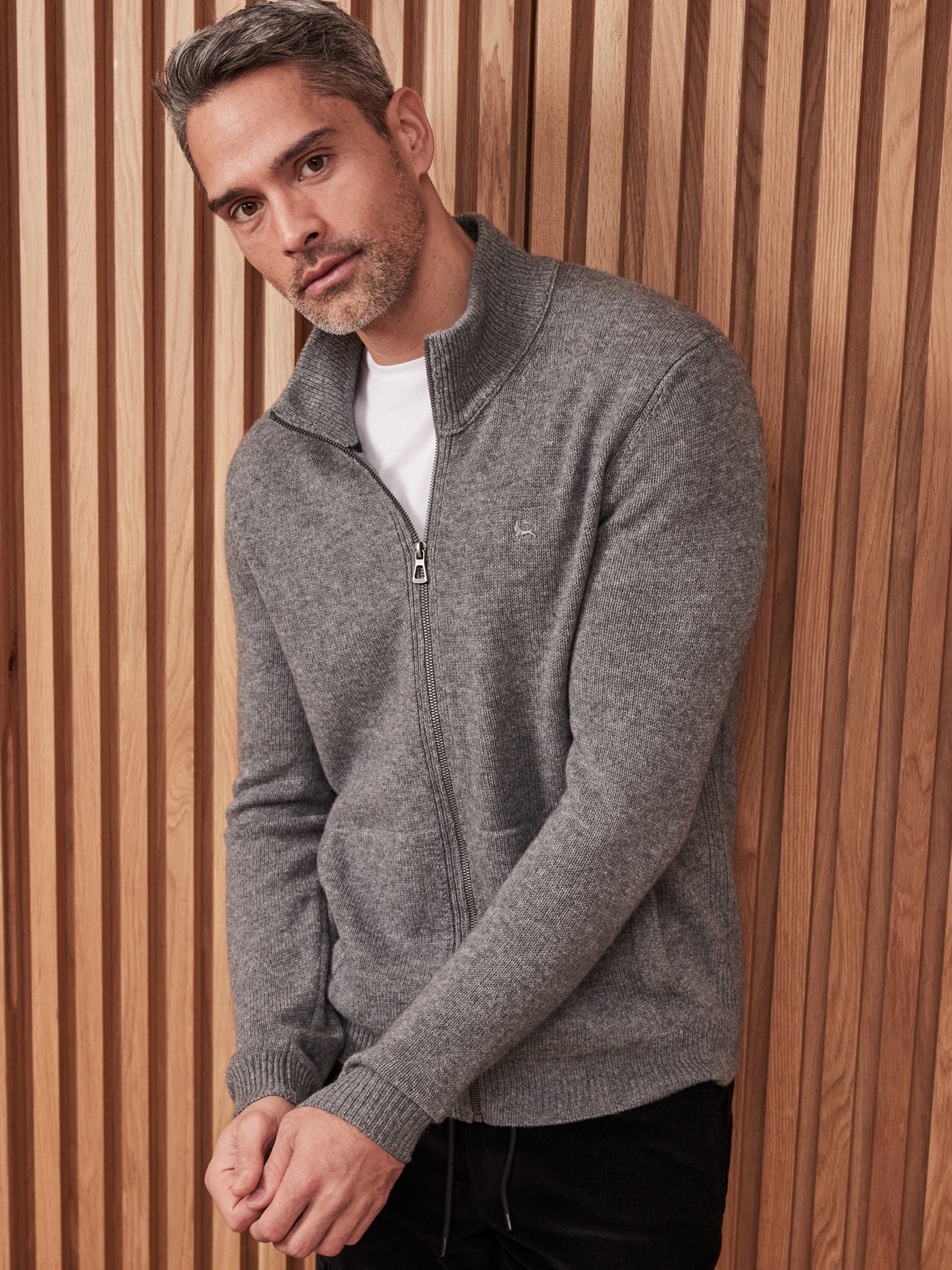 Strickjacke aus  Schurwoll-Kaschmir-Mix, stilvoll und lässig - LERROS