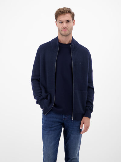 Strickjacke aus  Schurwoll-Kaschmir-Mix, stilvoll und lässig - LERROS