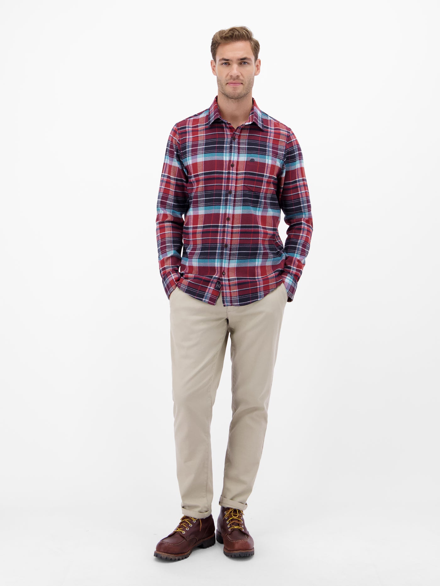 Checked flannel shirt - soft and stylish