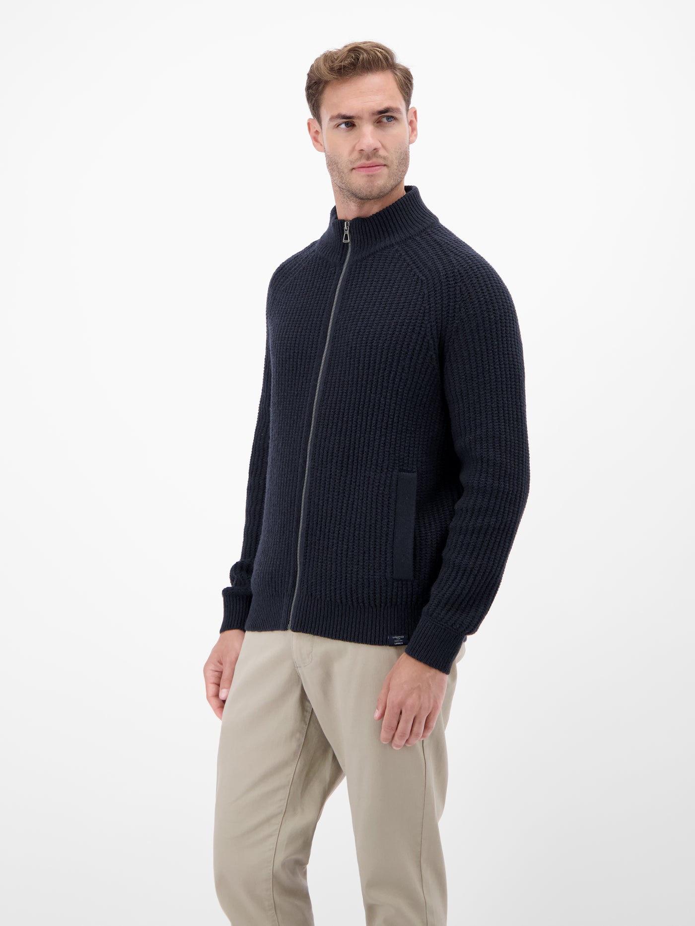 Modische Strickjacke - casual und  bequem - LERROS