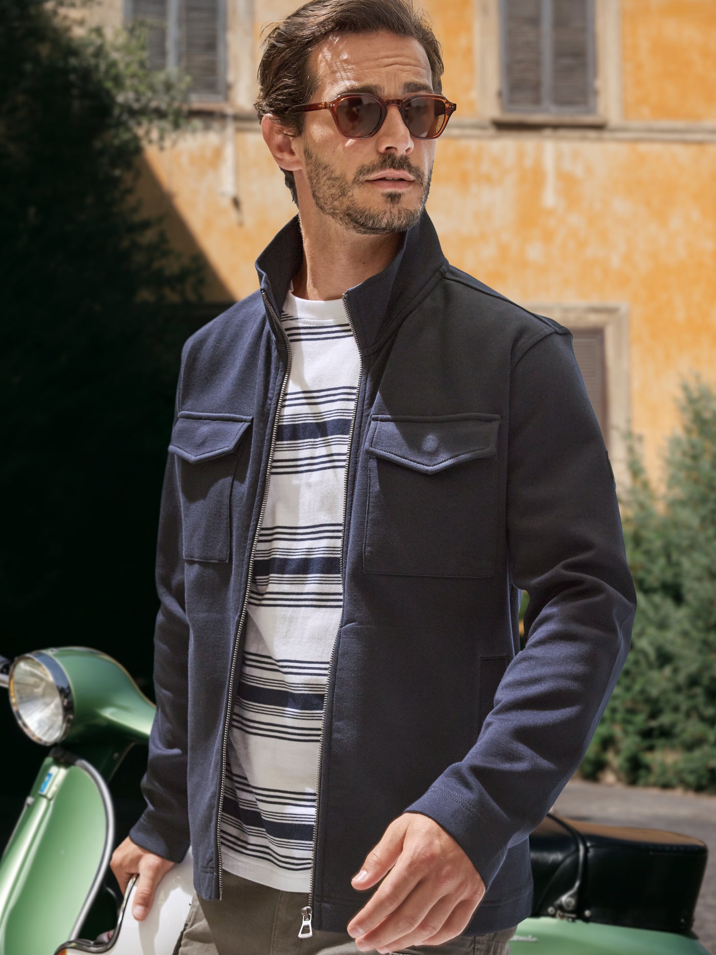 Sweat jacket with chest pockets