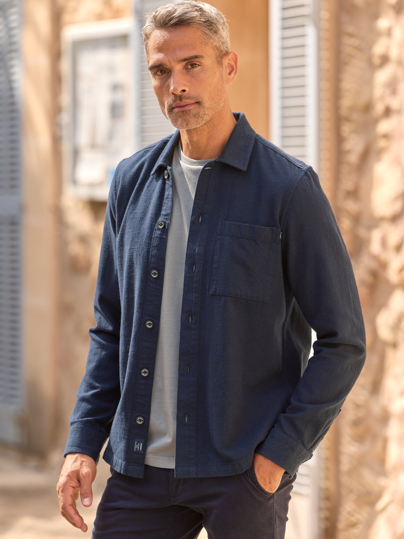 Overshirt aus 100 % Baumwolle, unifarben - Langarmhemd