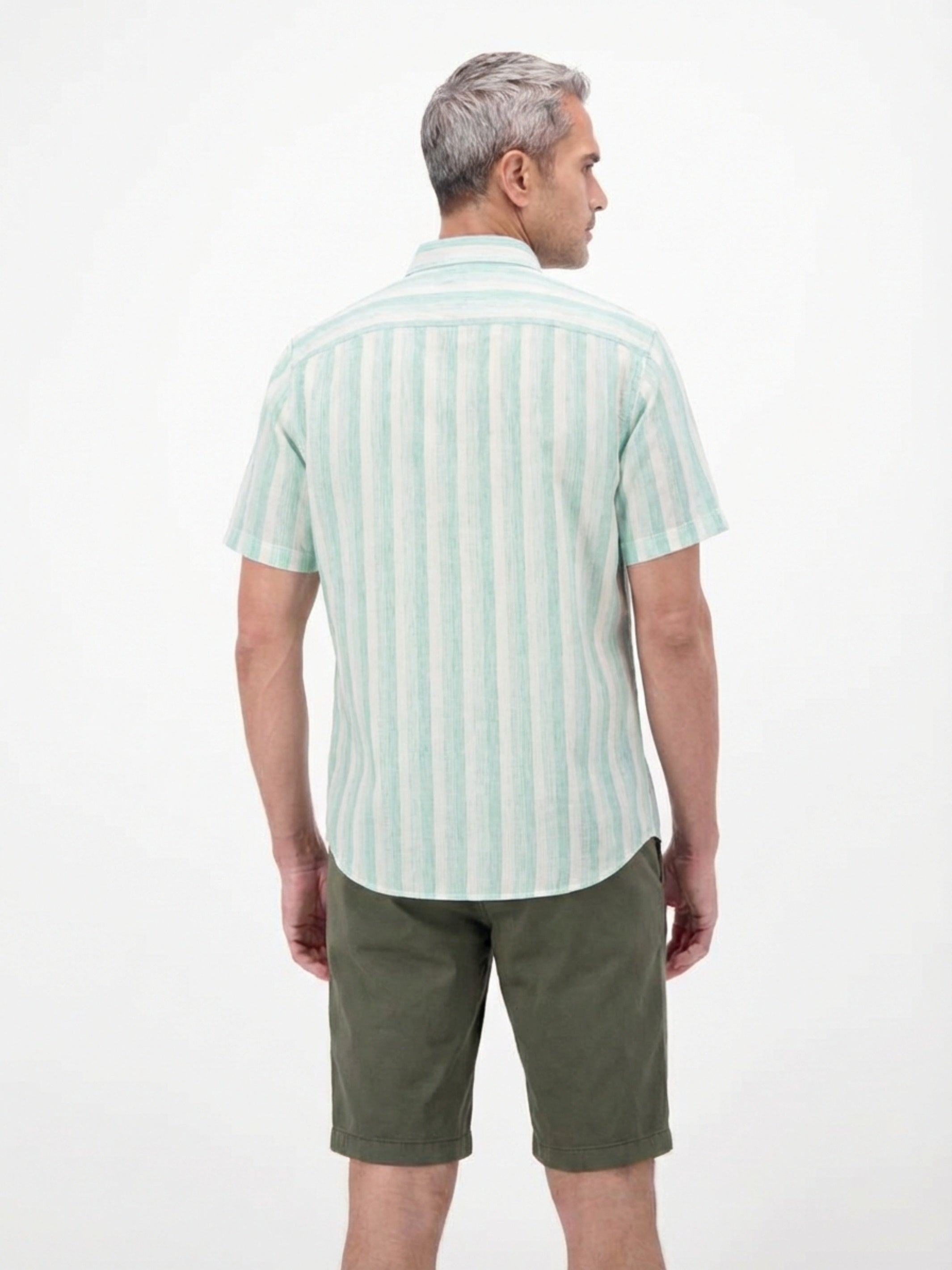 Kurzarmhemd gestreift und atmungsaktiv - Kurzarmhemd