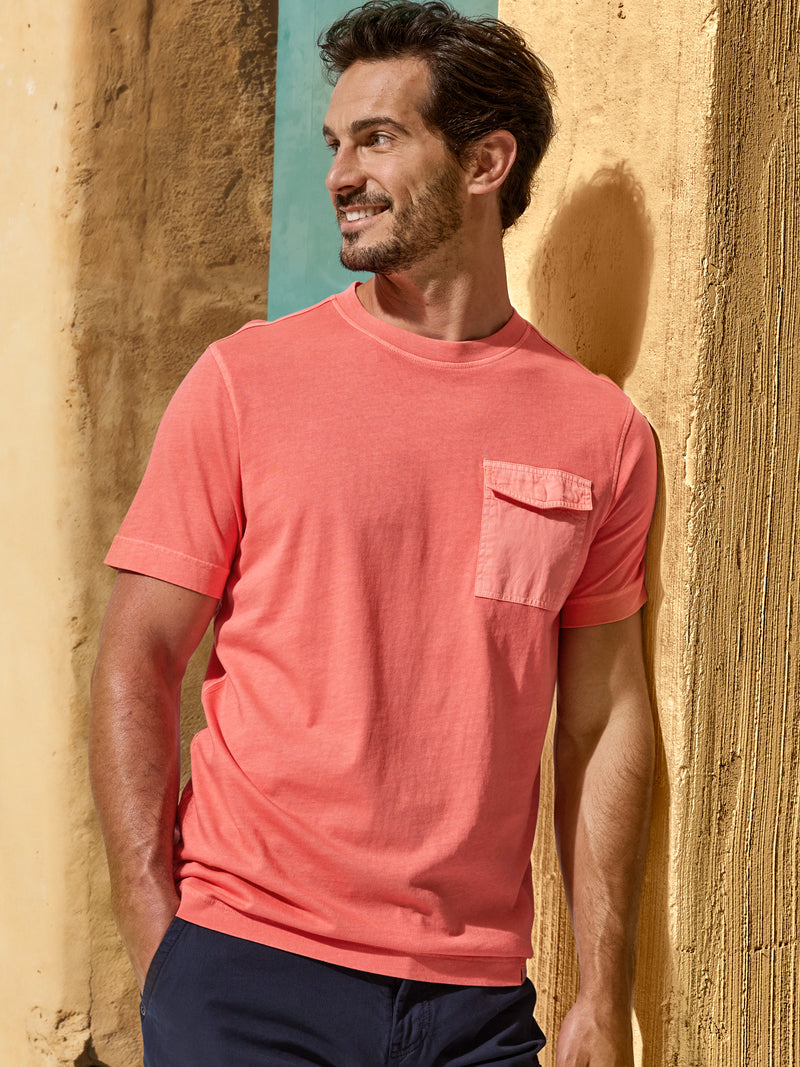 T-Shirt mit O-Neck und Brusttasche - T-Shirt Rundhals