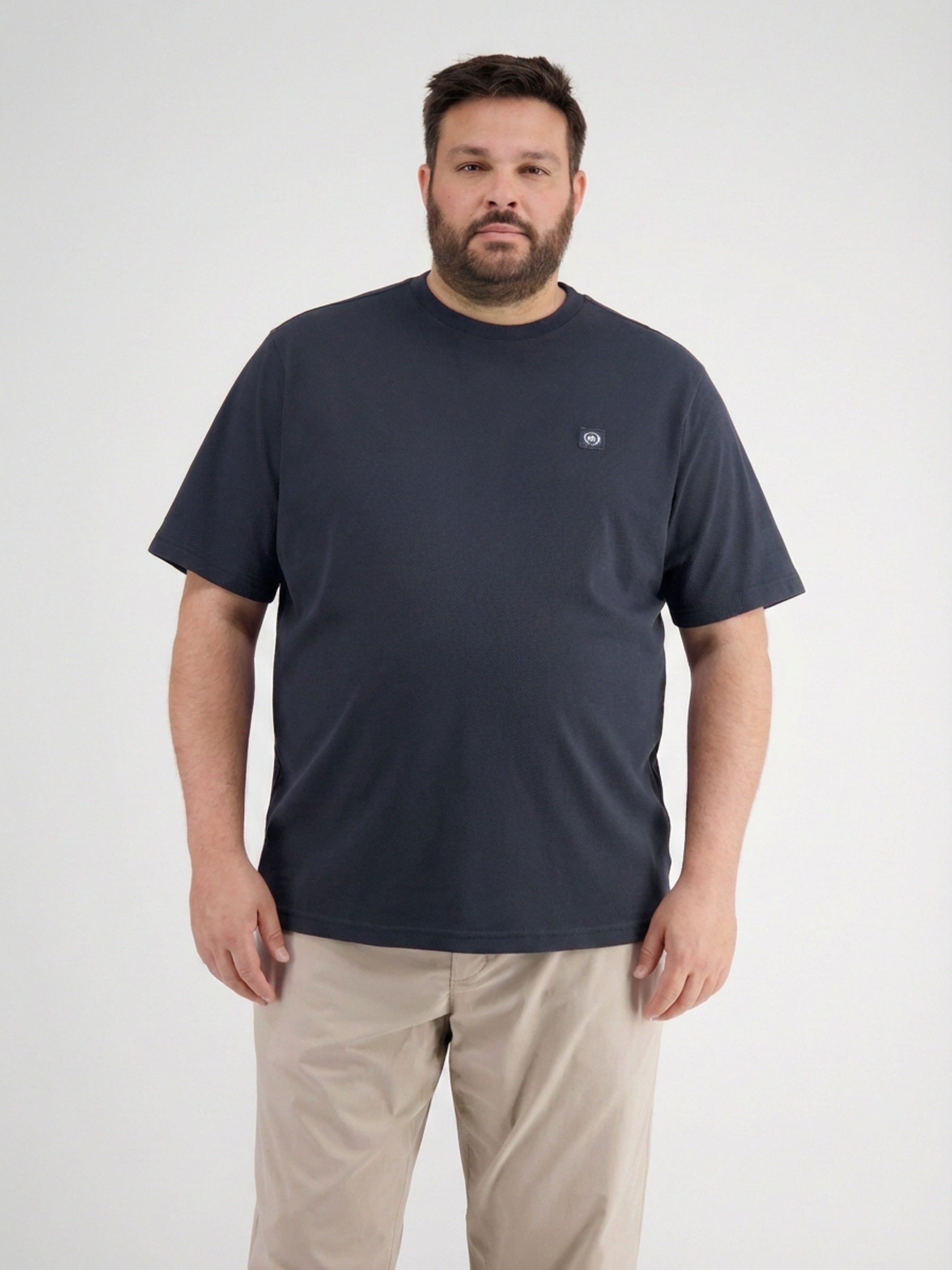 T-Shirt mit Waffelstruktur in grossen Größen - T-Shirt Rundhals