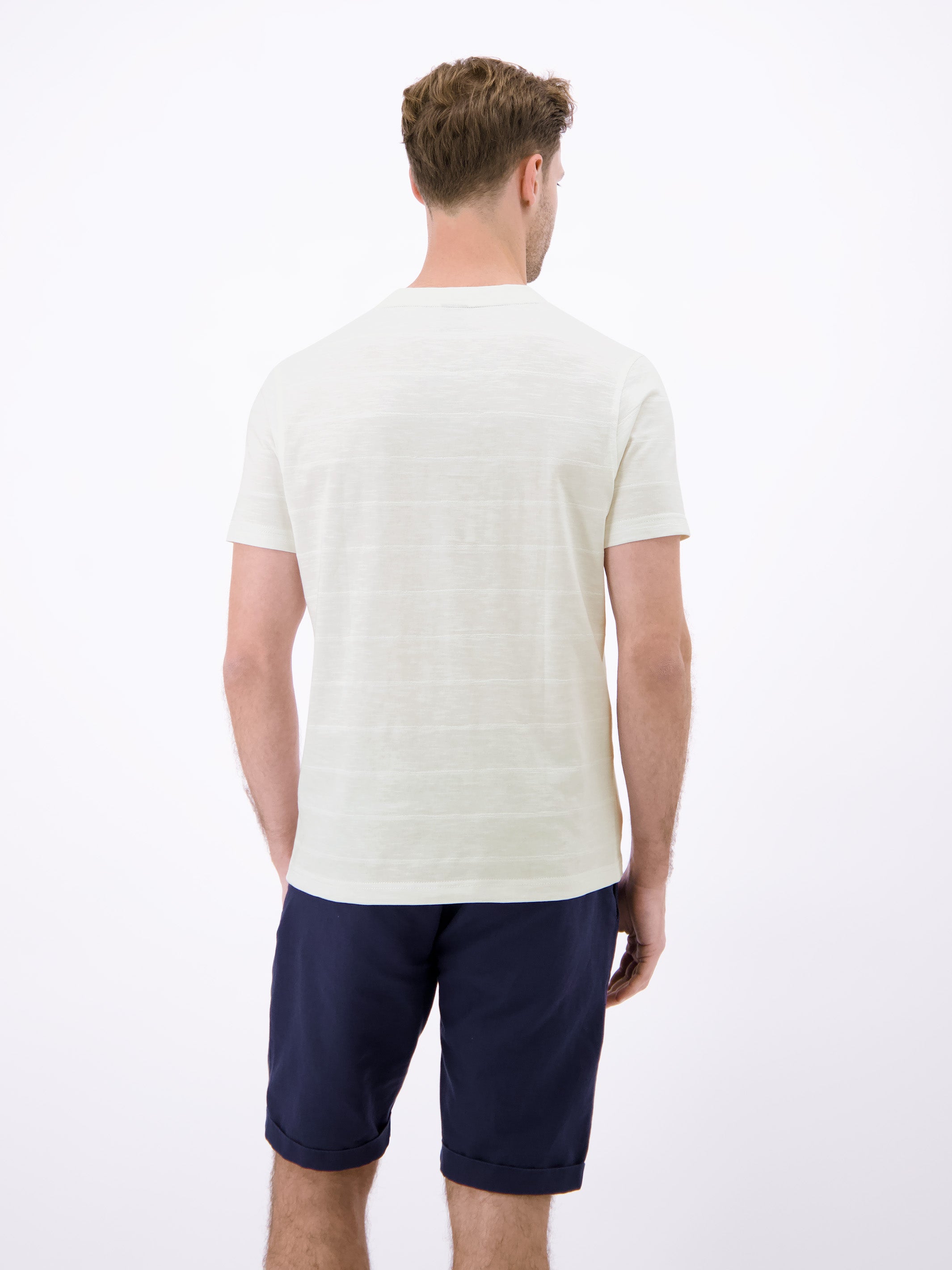 T-Shirt mit V-Neck in Strickqualität - T-Shirt V-Neck