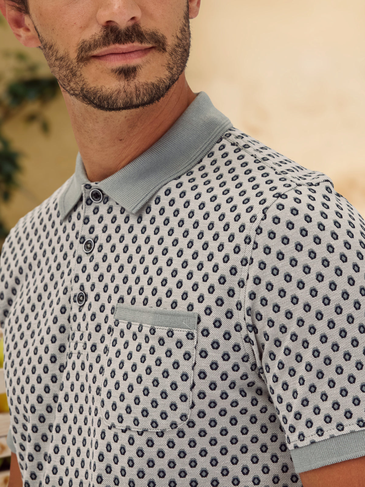 Poloshirt in 2-Tone-Optik und All-over-Print - Polo Shirt Kurzarm