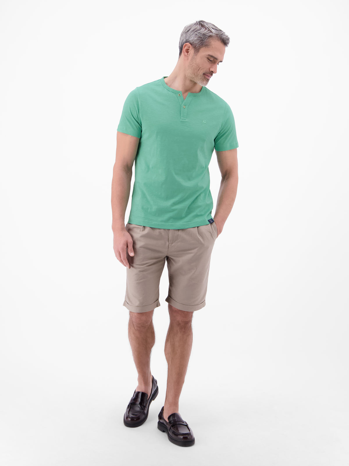 Serafino Shirt mit Rundhalsausschnitt und Knopfleiste - T-Shirt Rundhals