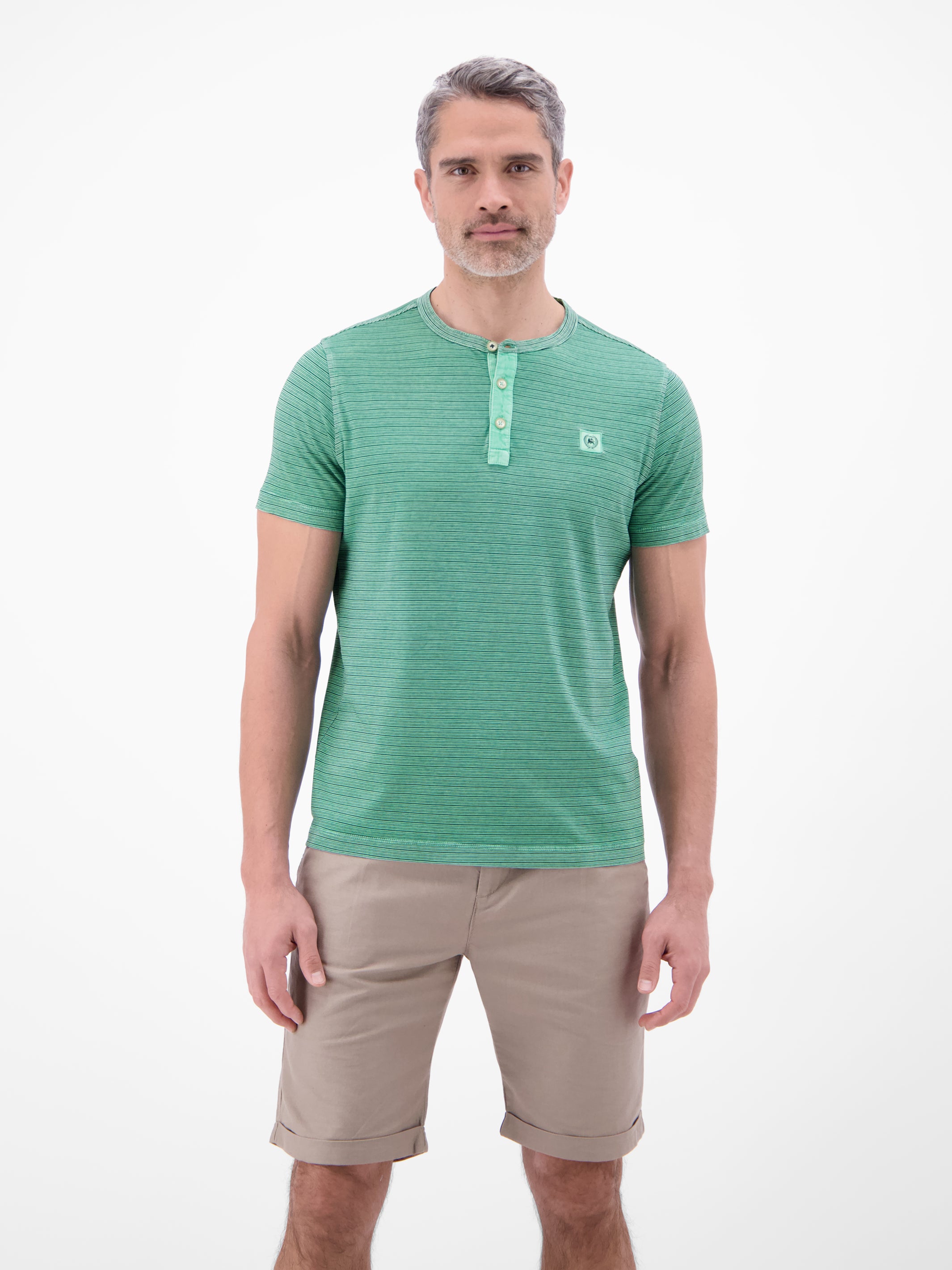 T-Shirt in Fineliner-Optik, Rundhalsausschnitt - T-Shirt Rundhals