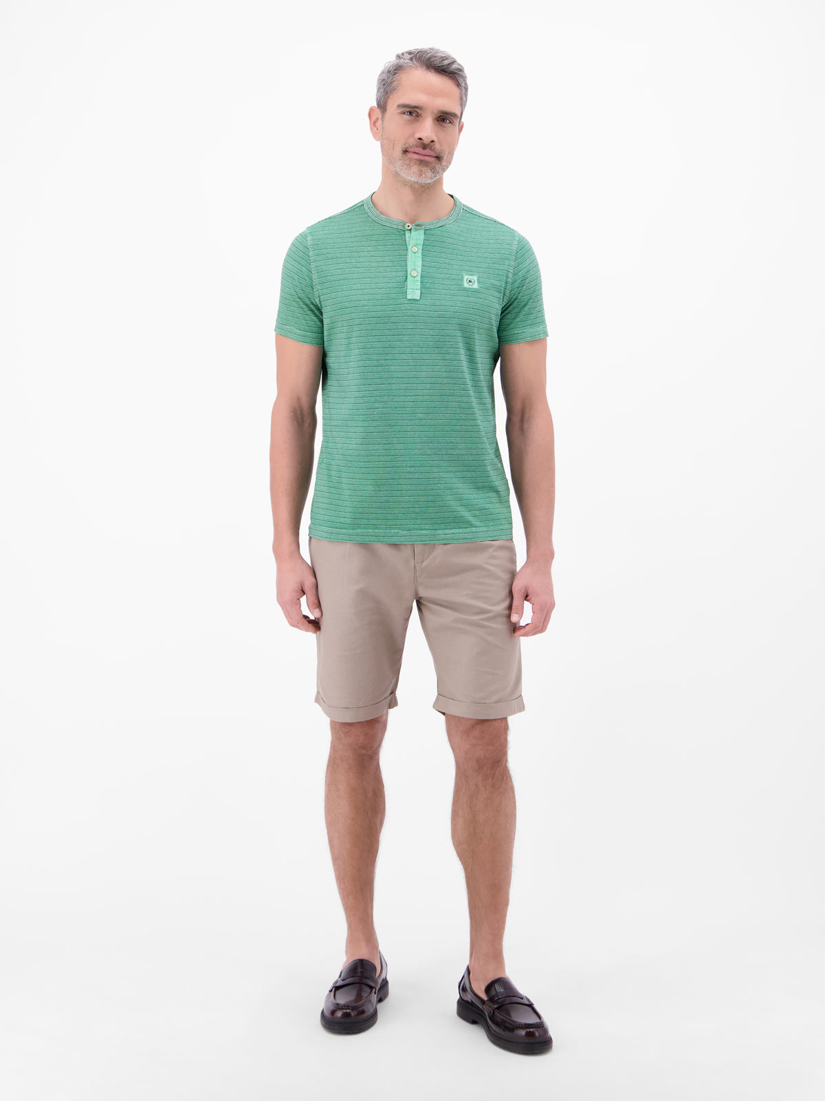 T-Shirt in Fineliner-Optik, Rundhalsausschnitt - T-Shirt Rundhals