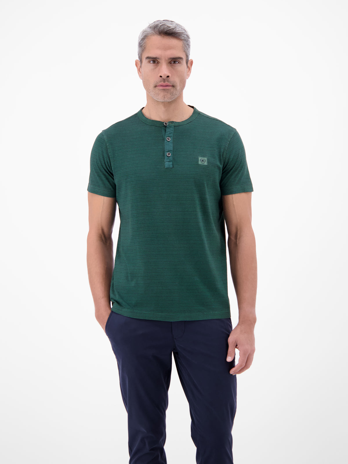 T-Shirt in Fineliner-Optik, Rundhalsausschnitt - T-Shirt Rundhals