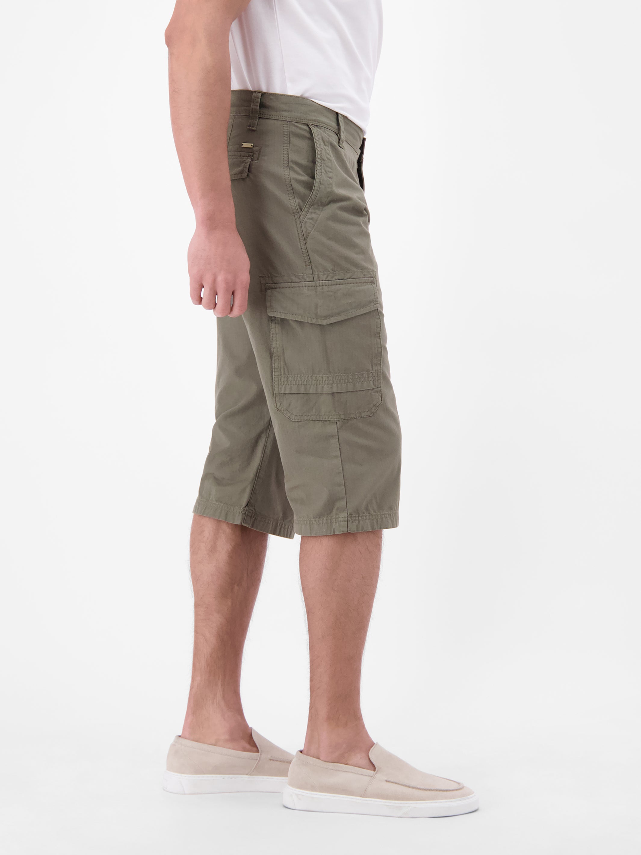 Bermuda mit Cargotaschen, lang geschnitten - Cargo Shorts